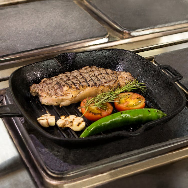 Tips and Tricks to Use a Grill Pan-jpeg