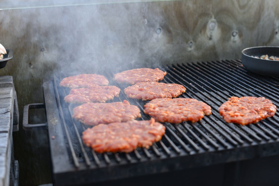 grilling meat cutlets